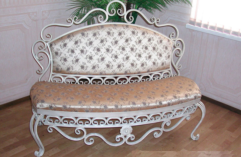 Скамейки из металла
